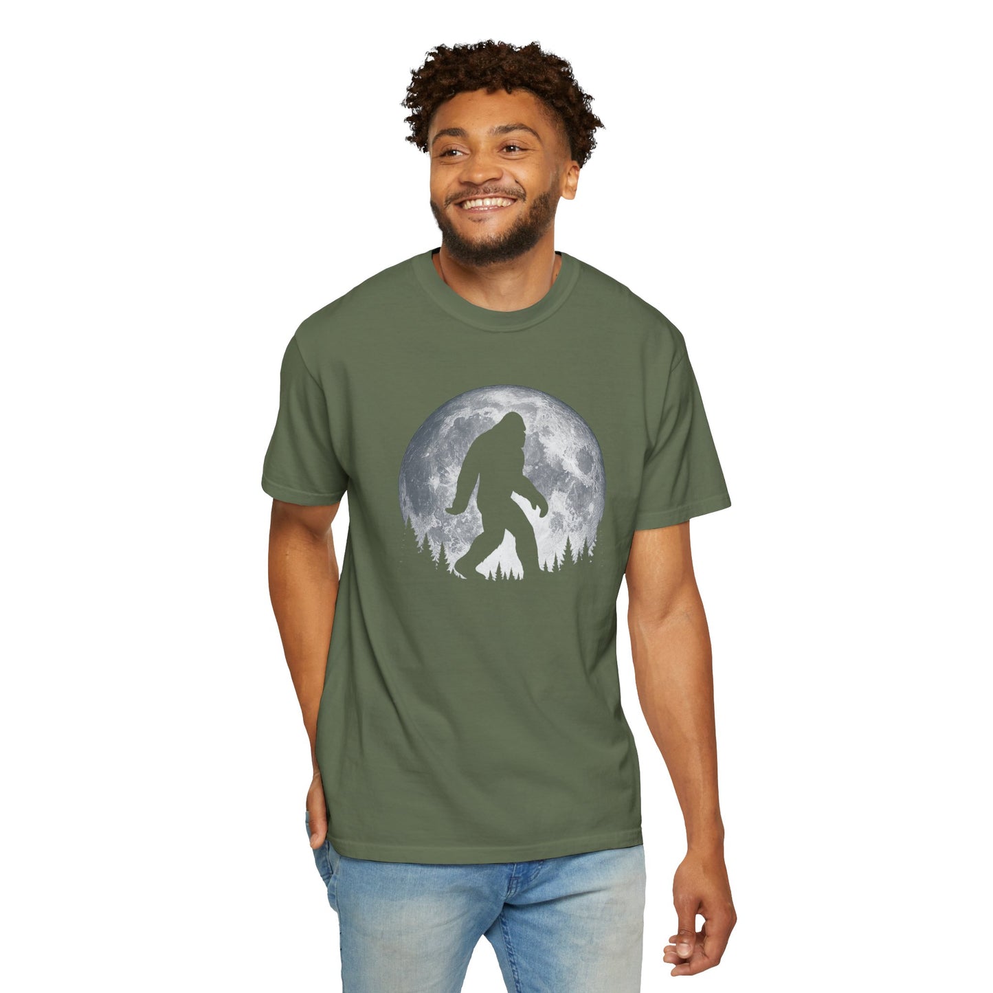 BIG FOOTNIGHT STROLL COLLEGE TSHIRT SASQUATCH  Cool Full Moon & Trees