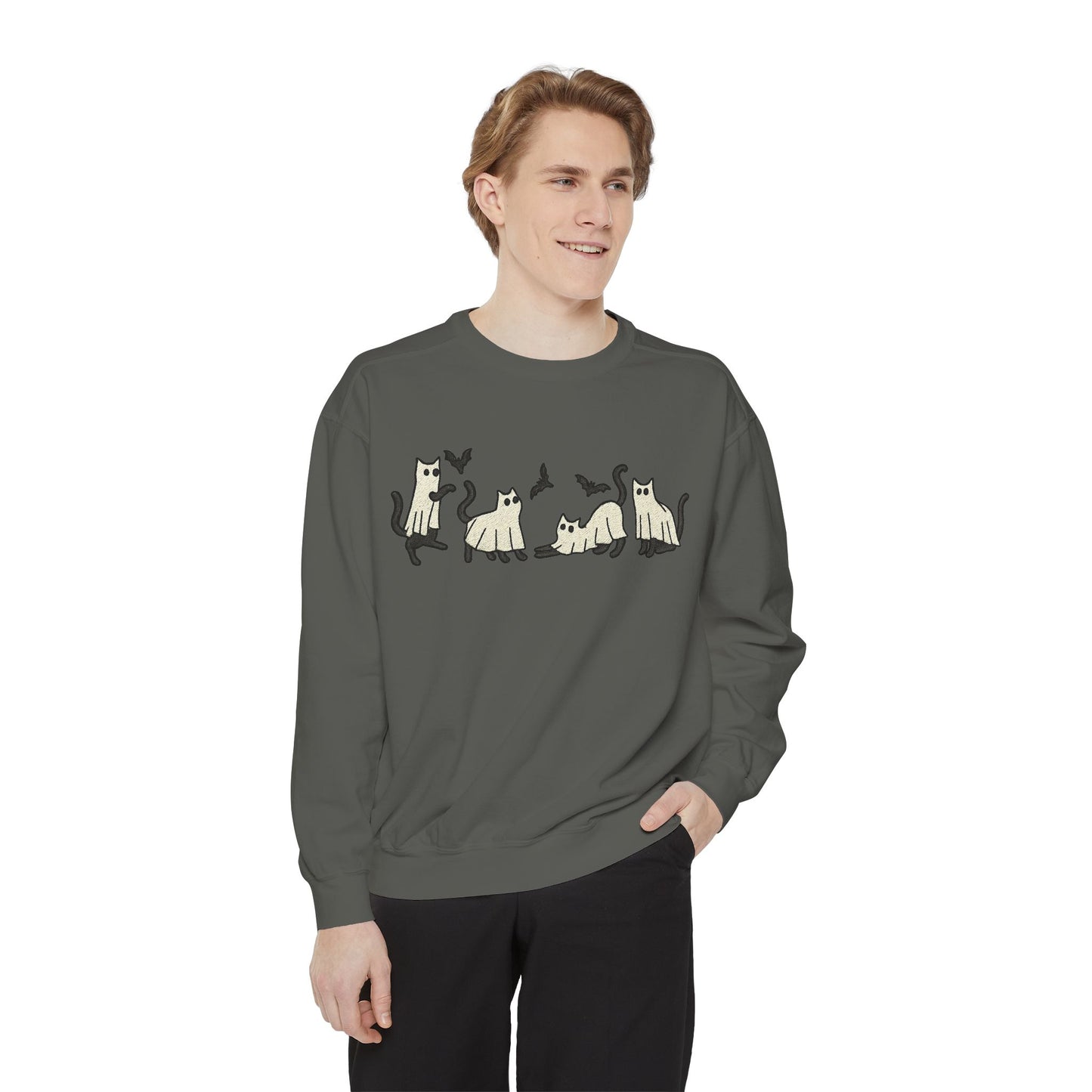 HALLOWEEN  GHOST CAT SWEATSHIRT Unisex Garment-Dyed Sweatshirt