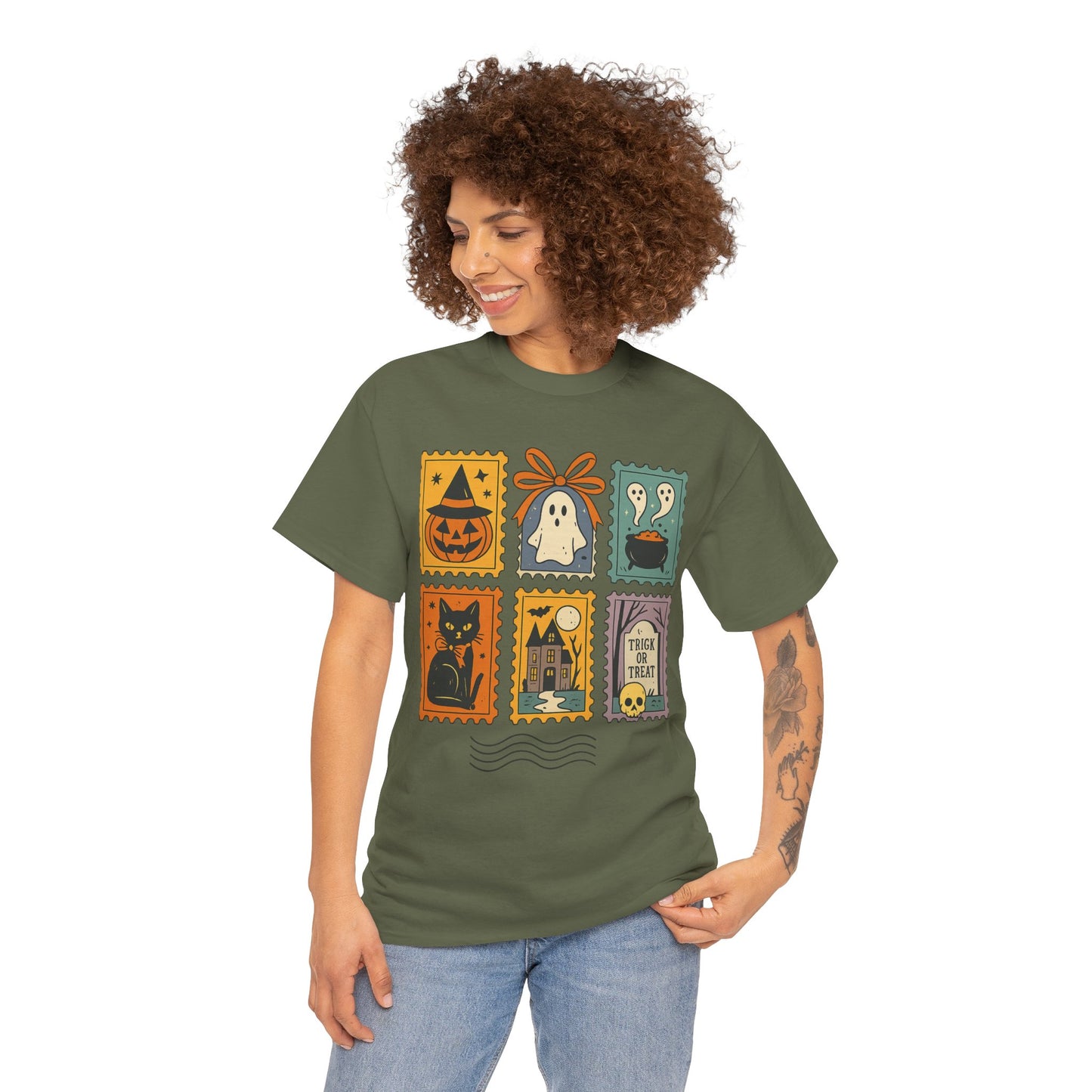 HALLOWEEN PICTURES Unisex Heavy Cotton Tee