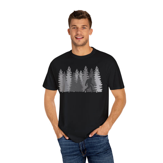 BIGFOOT COLLEGE MEN FOREST  TSHIRT, Casual Tee, Outdoor Apparel, Wilderness Shirt, Adventure Gift, Unisex Graphic Tee