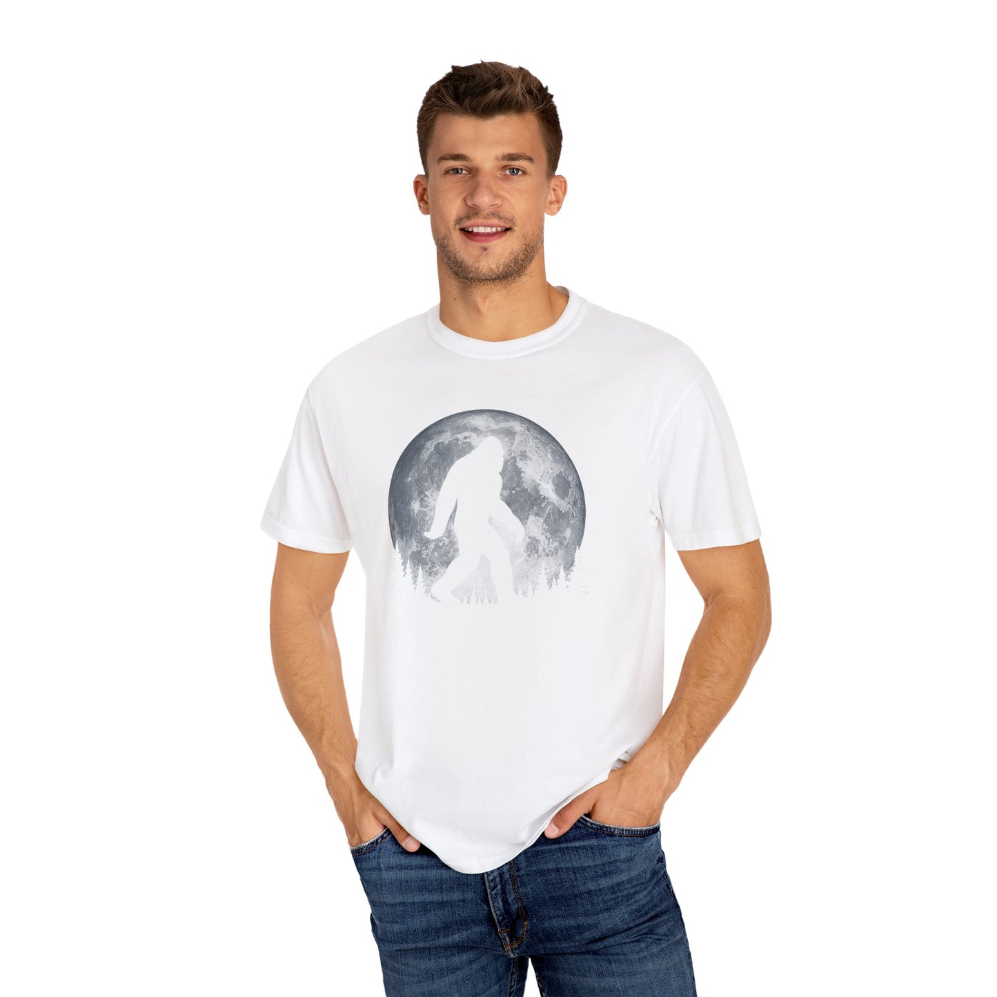 BIG FOOTNIGHT STROLL COLLEGE TSHIRT SASQUATCH  Cool Full Moon & Trees