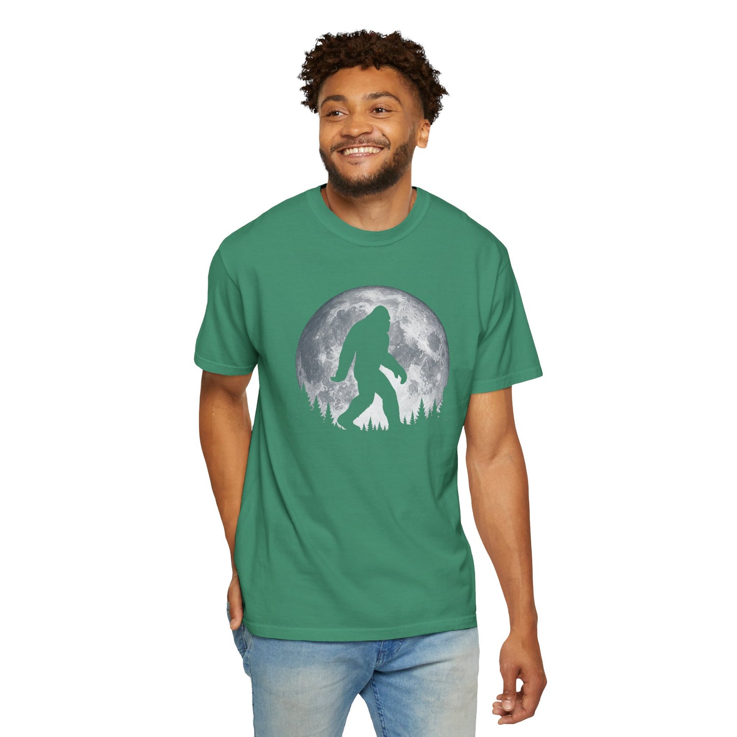 BIG FOOTNIGHT STROLL COLLEGE TSHIRT SASQUATCH  Cool Full Moon & Trees
