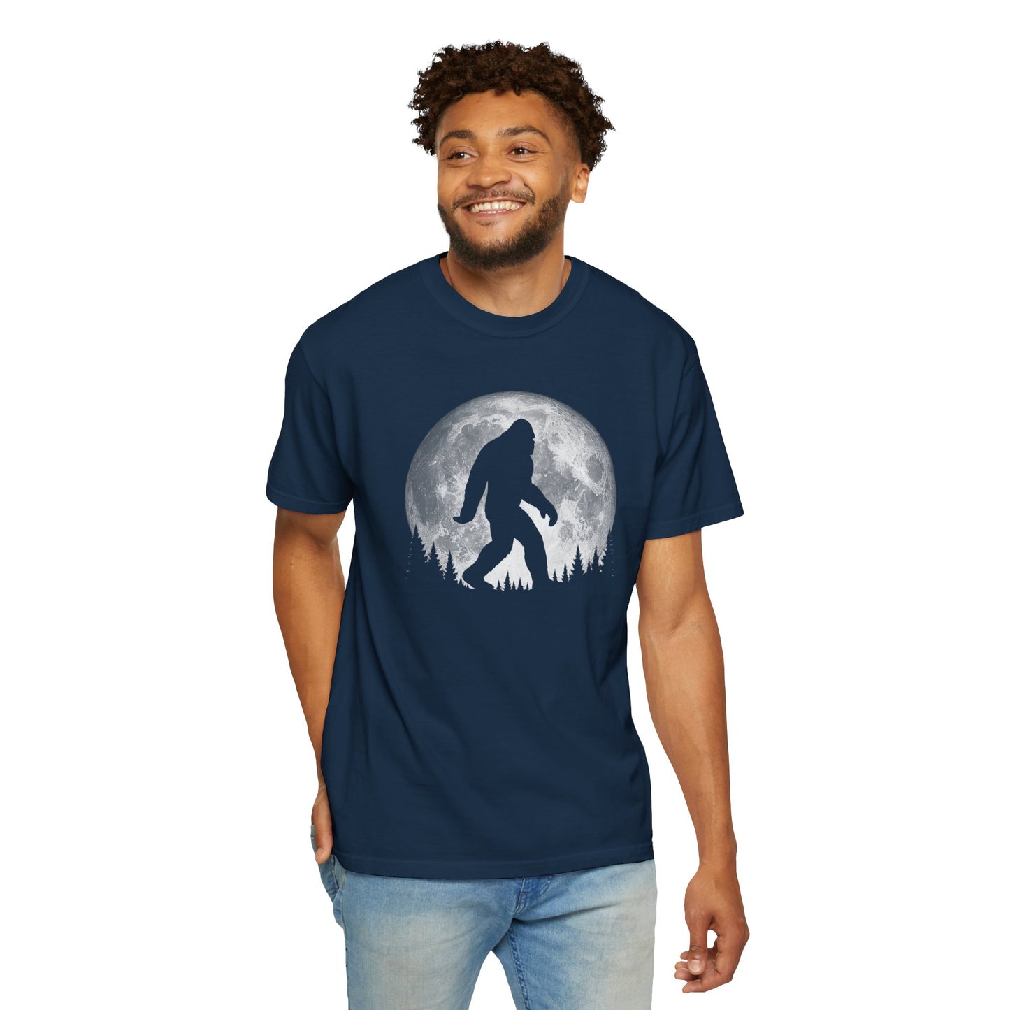 BIG FOOTNIGHT STROLL COLLEGE TSHIRT SASQUATCH  Cool Full Moon & Trees