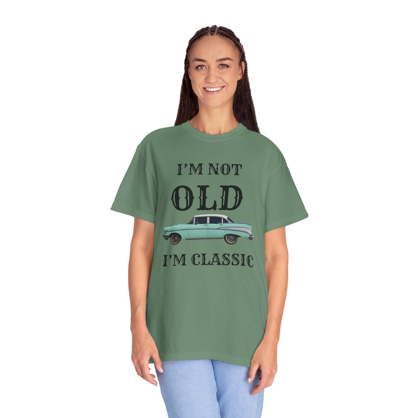 UNISEX VINTAGE CAR TSHIRT | I'm Not Old, I'm Classic | Perfect Gift for Car Lovers, Retro Lovers, Birthdays, Casual Wear