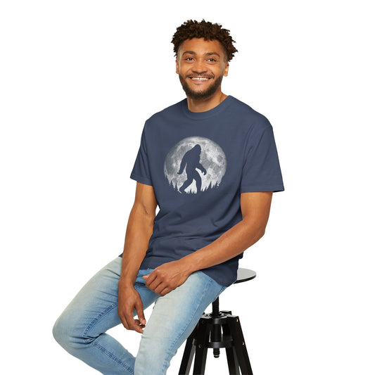 BIG FOOTNIGHT STROLL COLLEGE TSHIRT SASQUATCH  Cool Full Moon & Trees