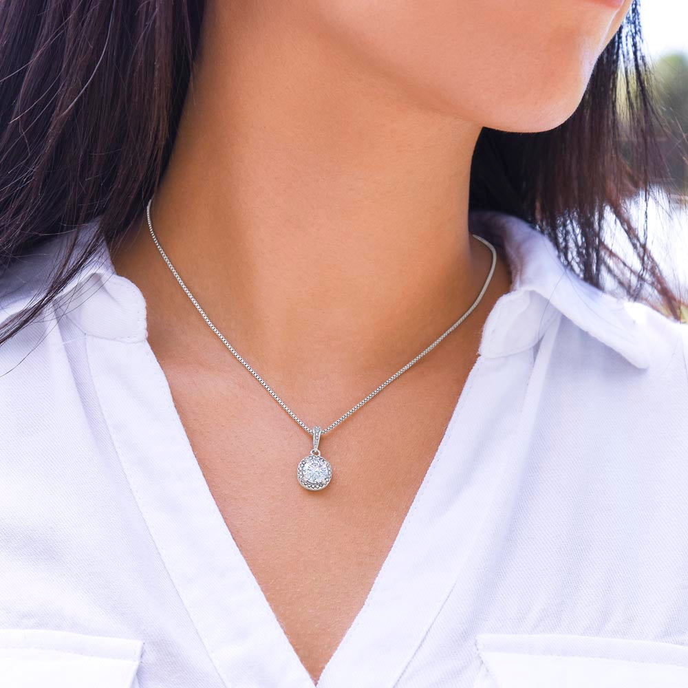 MOM LOVE PENDANT - Necklace